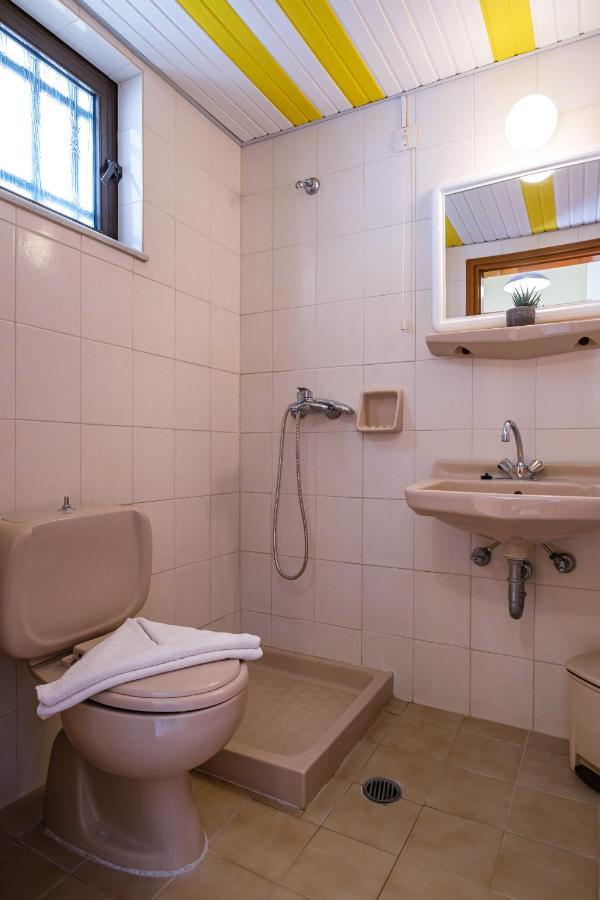 Seaside Apartments Ampavris 외부 사진